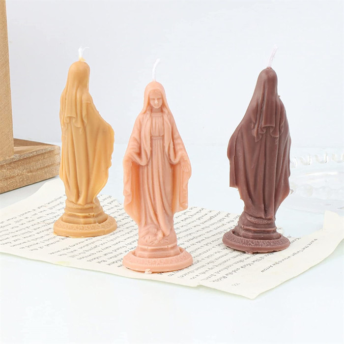 Abstract Woman Holding Baby Candle Mold Handmade Gypsum Doll Aromatherapy Candle Silicone Mold