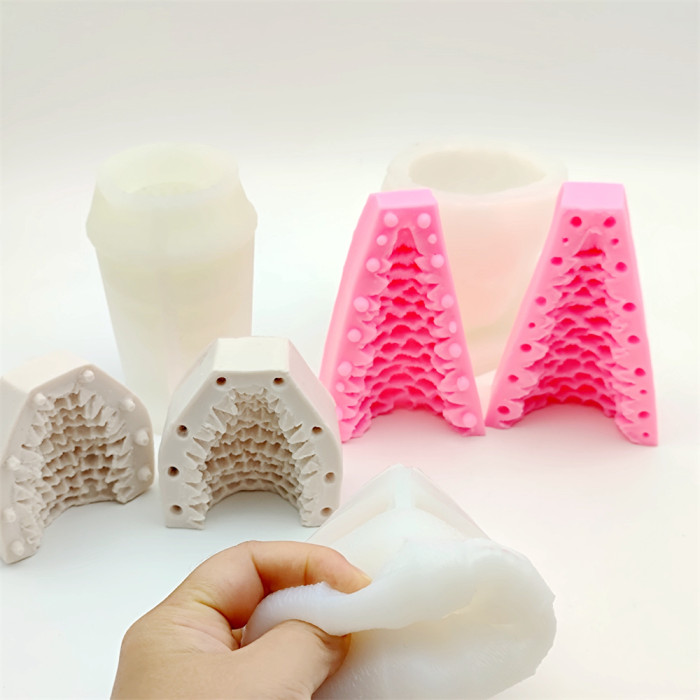 Christmas Candle Mold Silicone Candle Mould  Christmas Tree Snowman Santa Pinecone Mold  Handmade Candle Plaster Resin Decoration Tool 5 Styles
