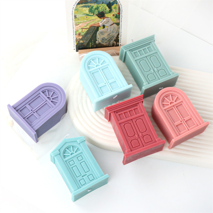Copy Half body prayer Virgin candle mold Handmade gyFlat door and window candle molds, handmade aromatherapy gypsum ornaments, silicone moldspsum ornaments Aromatherapy candle silicone mold
