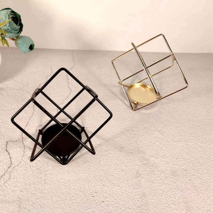 Creative Candle Holders Metal Candleholders Set of 2 For Tealight Pillar Candles Graduation Birthday Valentine's Day Gifts Gold / Black