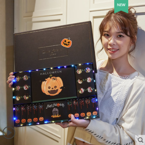 Halloween candy gift box for girlfriend girl boyfriend net red creative pumpkin head snack gift bag