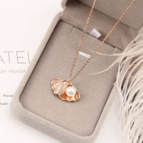 Diamond art is small pure and fresh pearl conch pendant hangs necklace Korean edition individual character contracted short money clavicle chain female tide