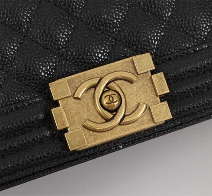 chanel6708PYD042