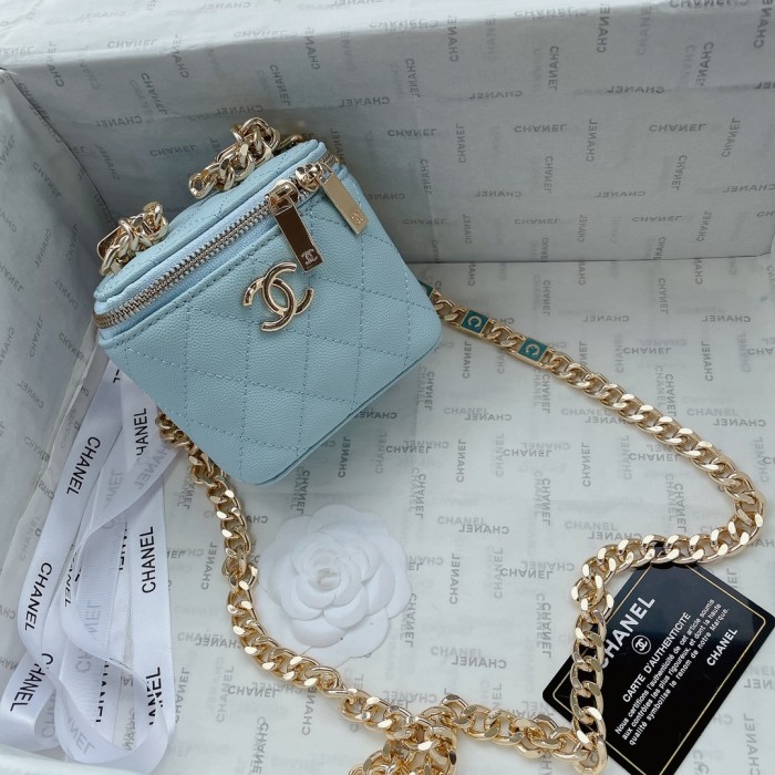 chanel1037PYD561
