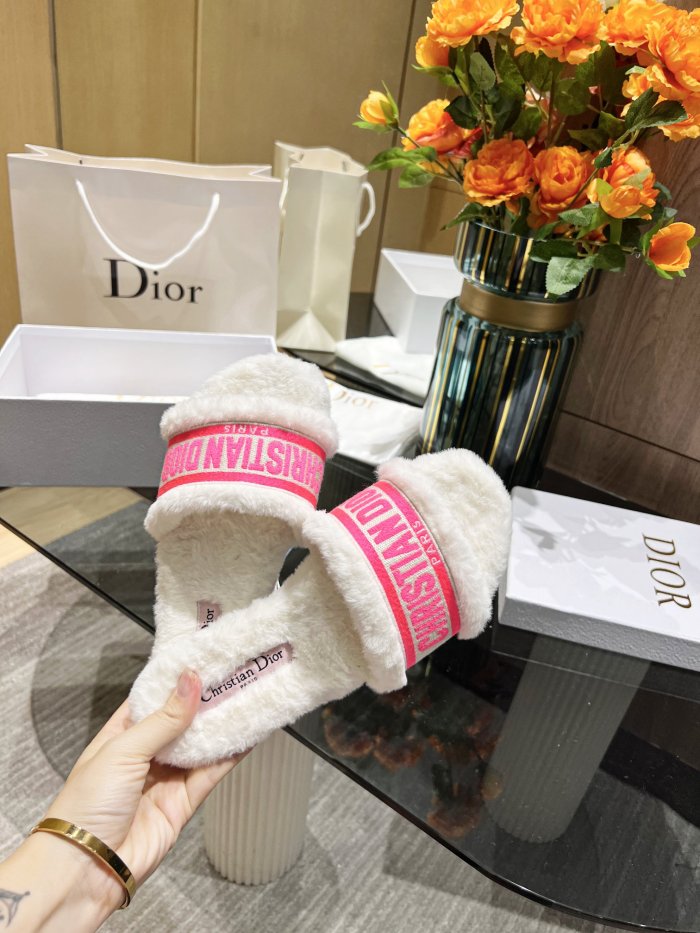 Dior shoes Plush slippers Embroidered logo CD001
