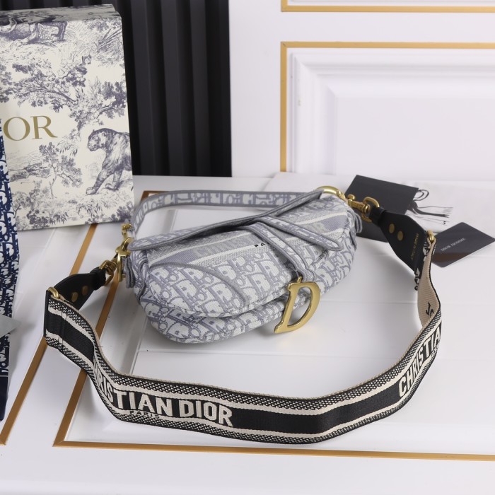 Dior5501XB032