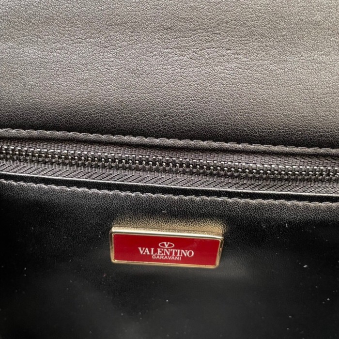 VALENTINO SMALL ONE STUD HANDBAG IN NAPPA LEATHER