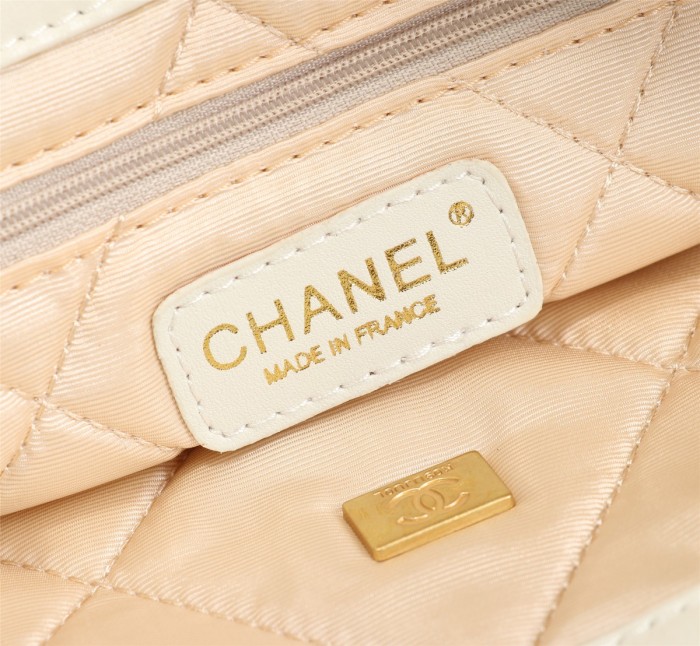 chanel8801PYD062