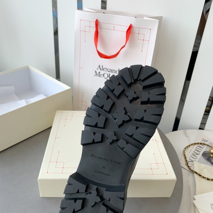 Alexander MCQueen shoes high-top with shoelace 001