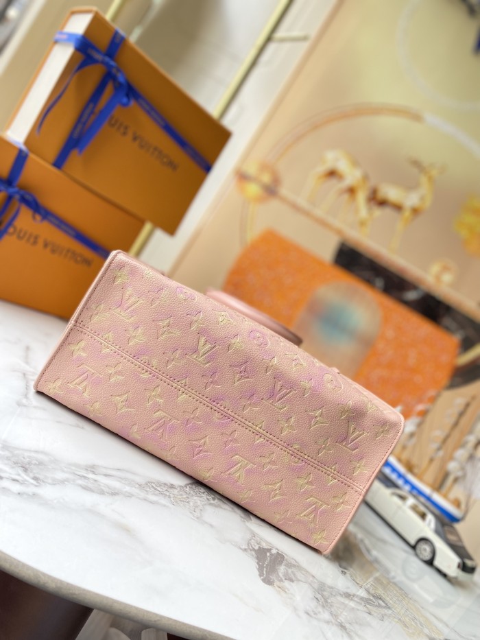 Louis Vuitton ONTHEGO MM