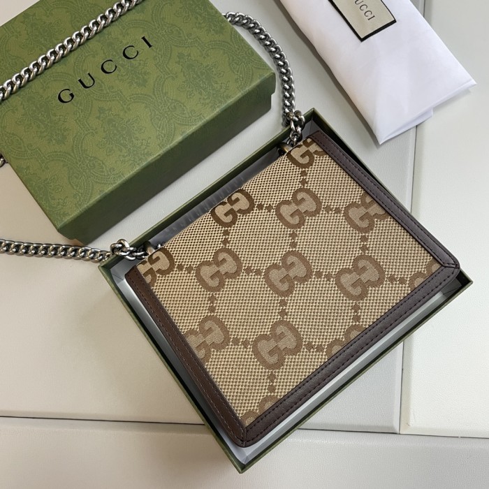 Gucci421970LM521