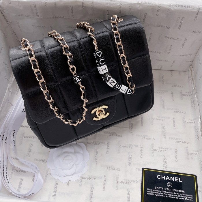 chanel219PYD081