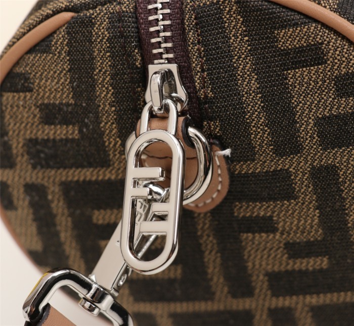 Fendi012JQE