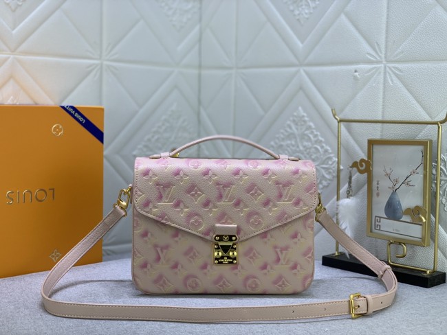 Louis Vuitton POCHETTE MÉTIS