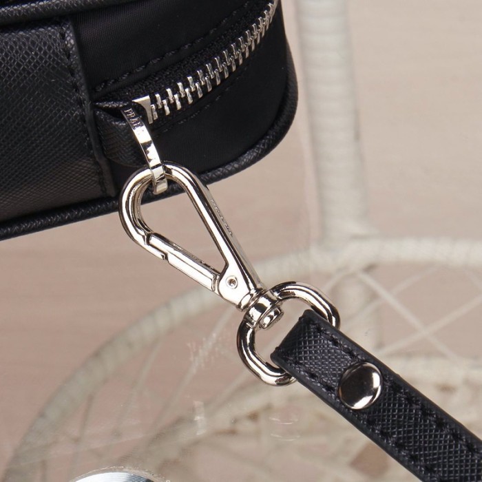Prada cross body bag 1010