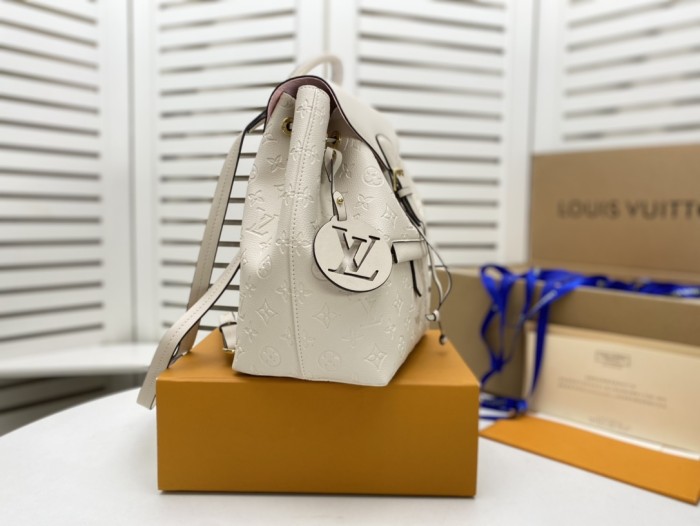 Louis Vuitton MONTSOURIS PM