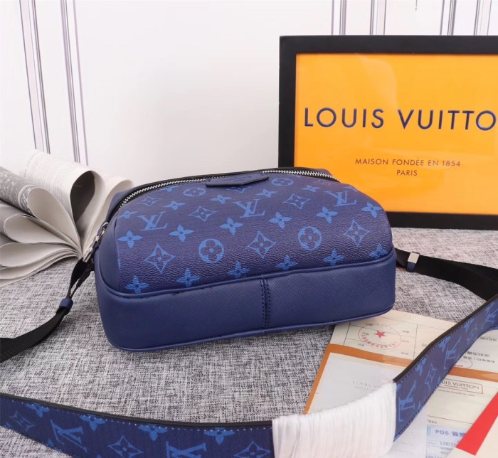 LV30233CS061