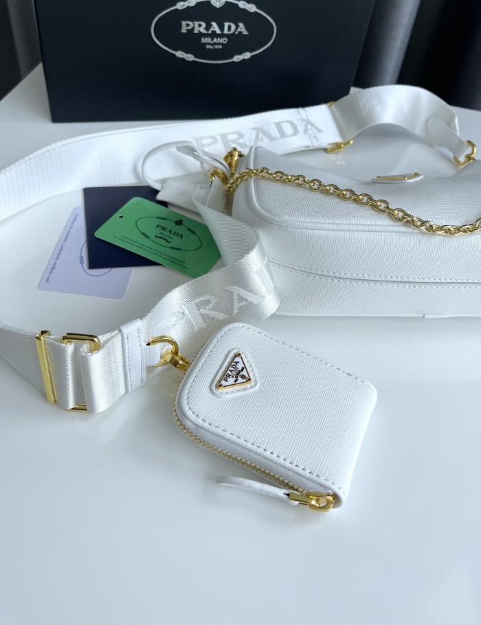 Prada Re-Edition 2005 Saffiano leather bag