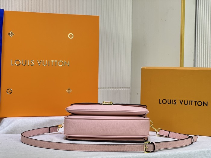 Louis Vuitton POCHETTE MÉTIS