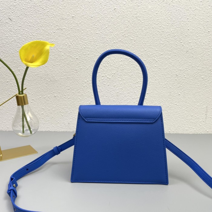 JACQUEMUS 2022 22PJ051