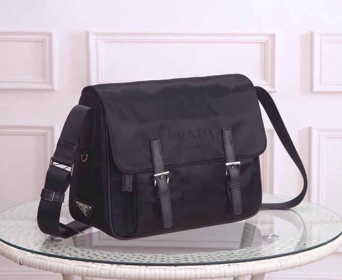 Prada messenger bag 6671