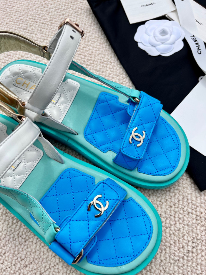 Chanel 糖果色凉鞋052