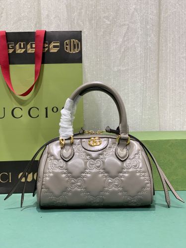 GUCCI handbag 702251