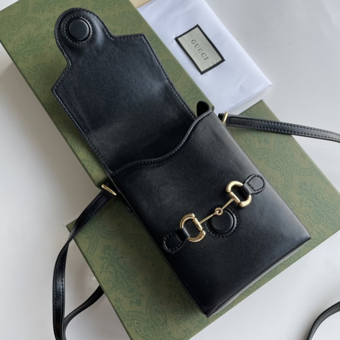 Gucci625615LM011