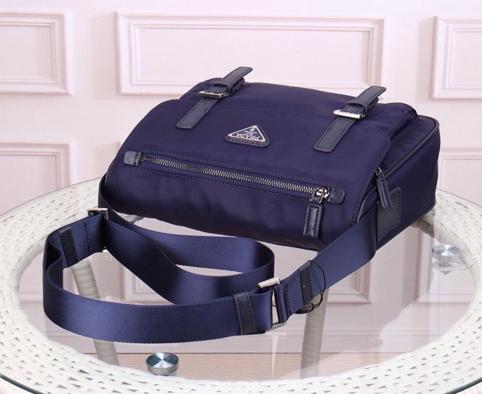 Prada messenger bag 0987
