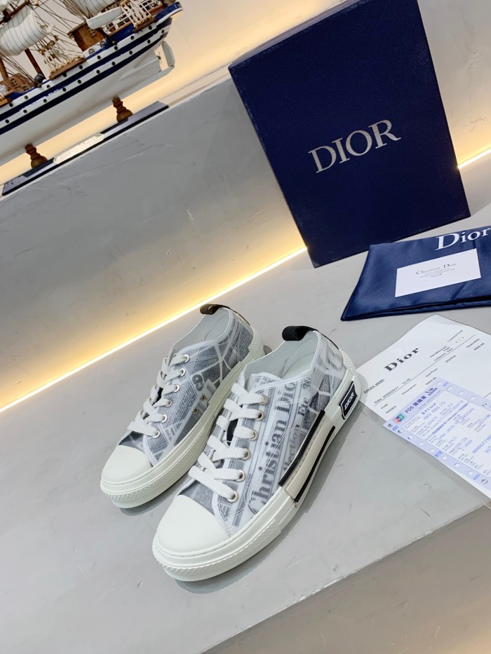 Dior&Kaws帆布鞋072