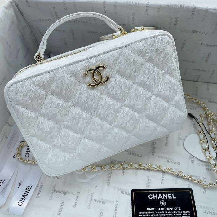 chanel1059PYD012