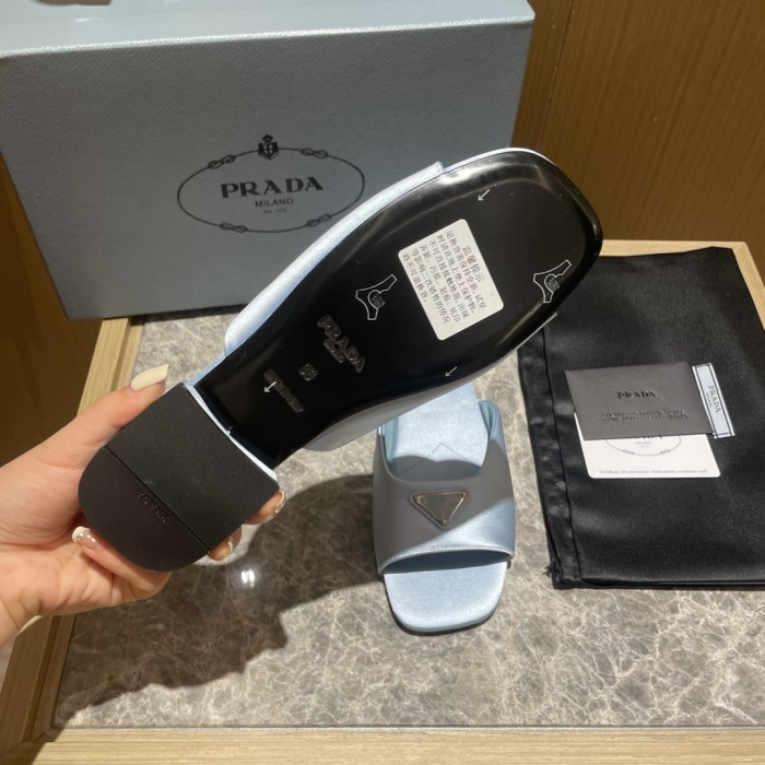 Prada shoes flat bottom 1.5CM sandal 005
