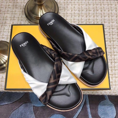 Fendi 丝巾拖002