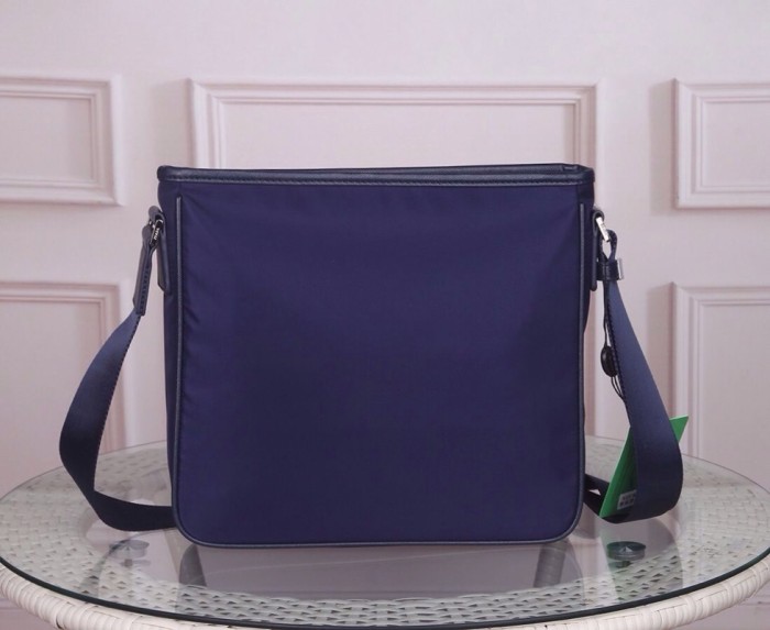 Prada shoulder bag 952