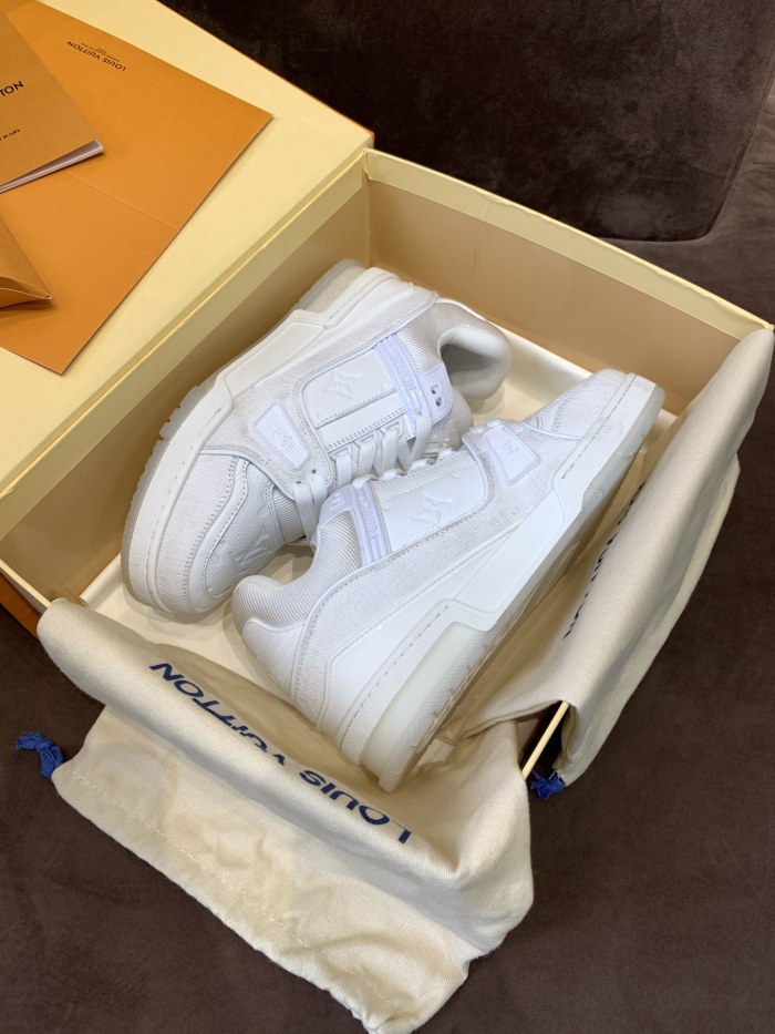 Louis Vuitton LV TRAINER SNEAKER shoes LV010