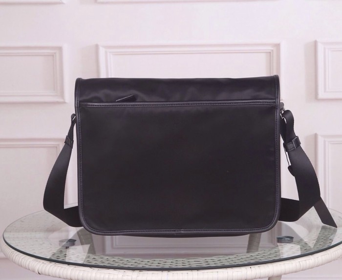 Prada messenger bag 0768