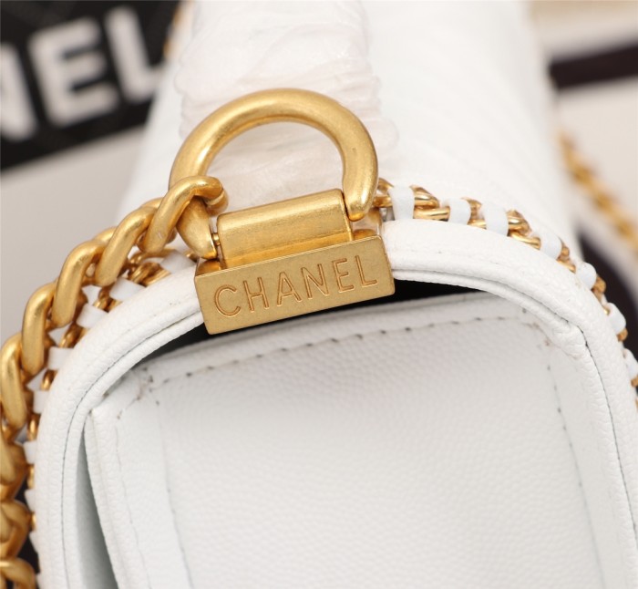 chanel8003PYD062