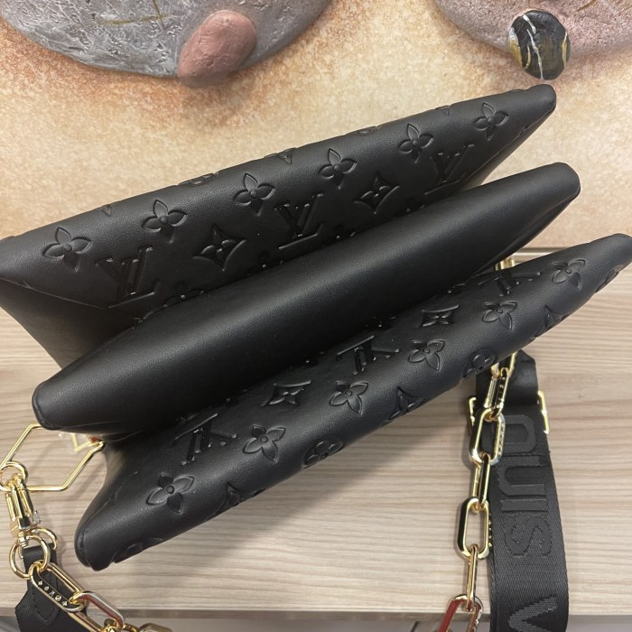 Louis Vuitton COUSSIN PM