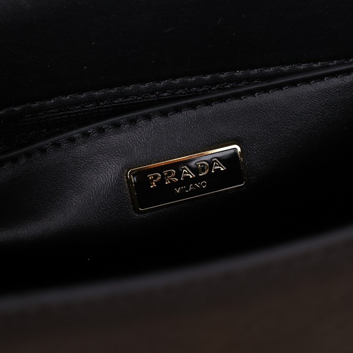 Prada0839 22PJ061