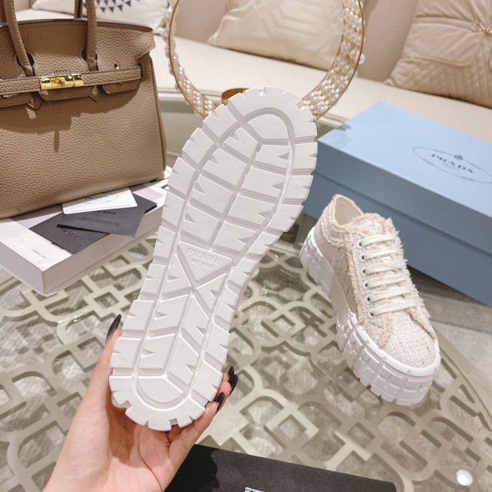 Prada shoes PD003