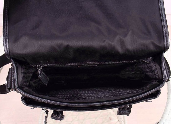 Prada mens messenger bag 0769
