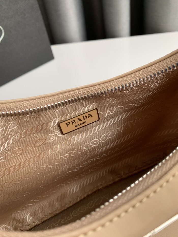 Prada Re-Edition 2005 Re-Nylon bag