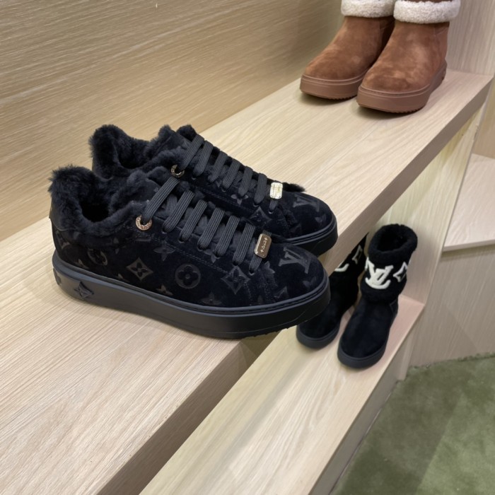 Louis Vuitton shoes TIME OUT SNEAKER LV005