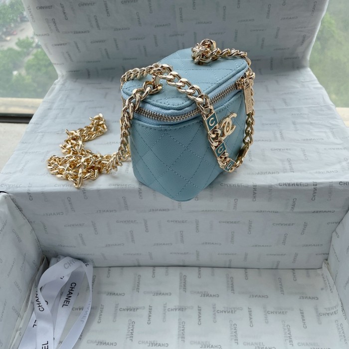 chanel1037PYD561