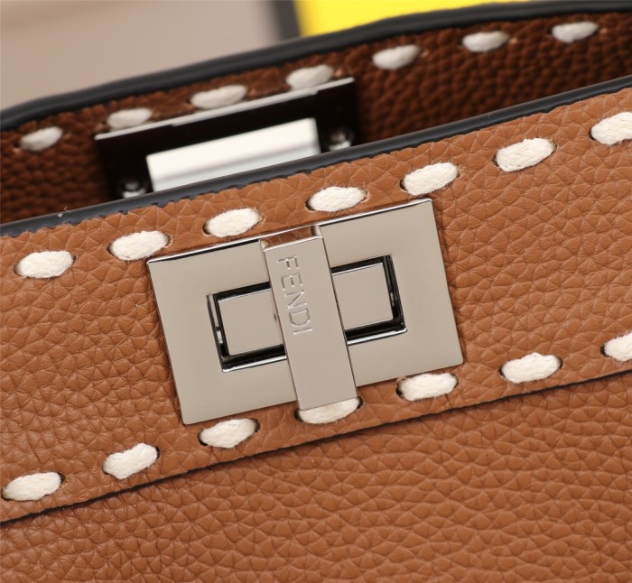 Fendi1120JQE042