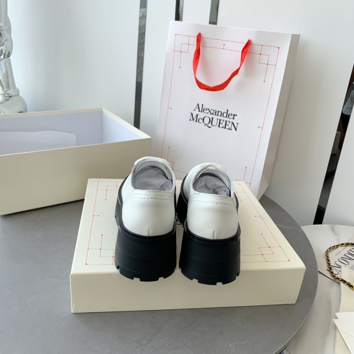 Alexander MCQueen shoes Low-top 001