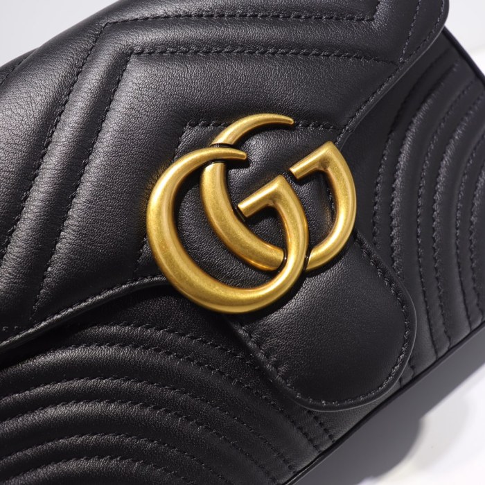 Gucci547260smile081 21cm