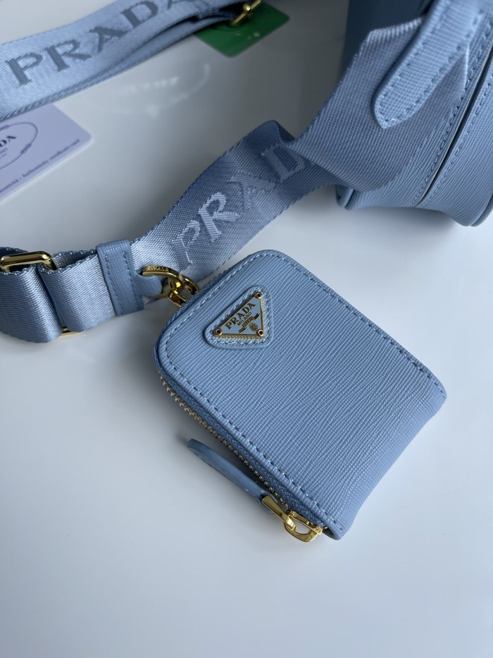 Prada Re-Edition 2005 Saffiano leather bag