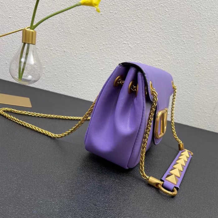 VALENTINO STUD SIGN NAPPA SHOULDER BAG