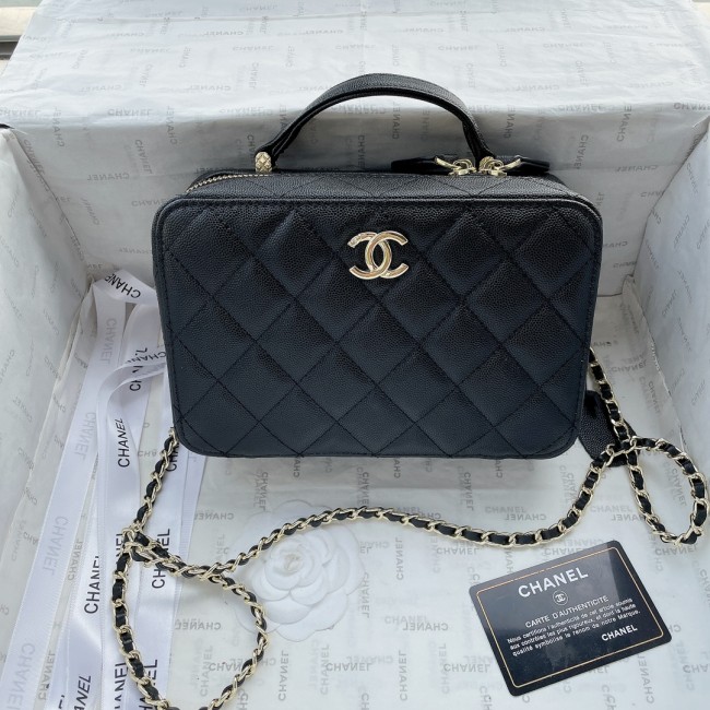 chanel1059PYD012